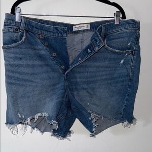 Abercrombie & Fitch Dad Shorts High Rise Shorts